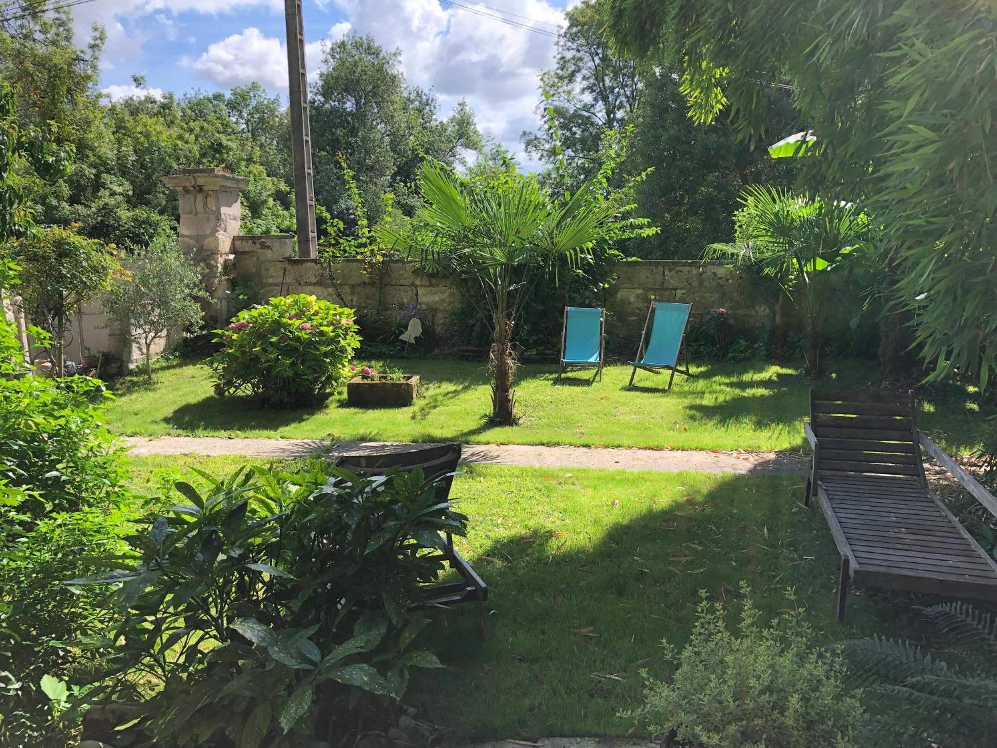 Bed and Breakfast L'Heure Bleue Saintes Esterno foto
