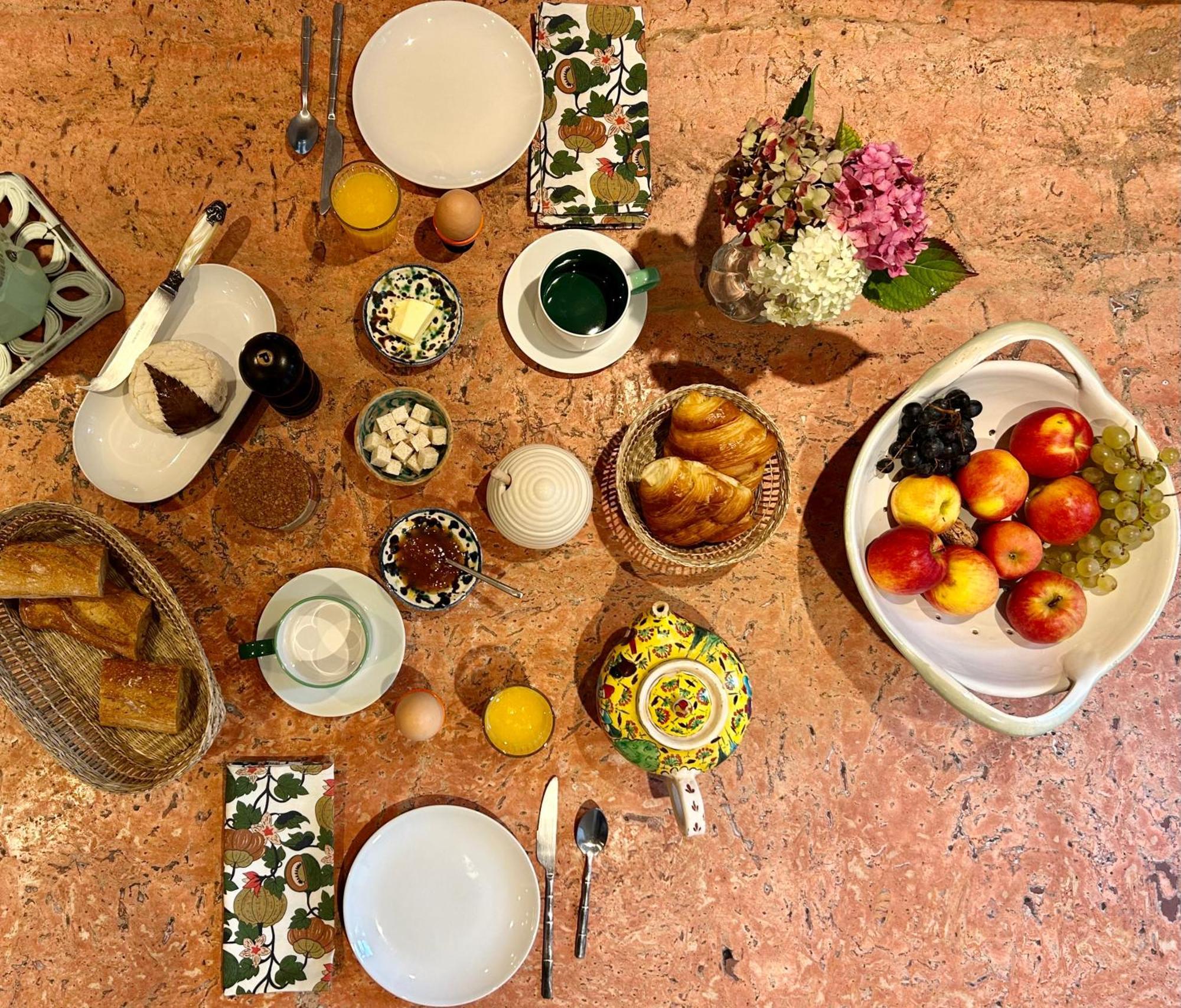 Bed and Breakfast L'Heure Bleue Saintes Esterno foto